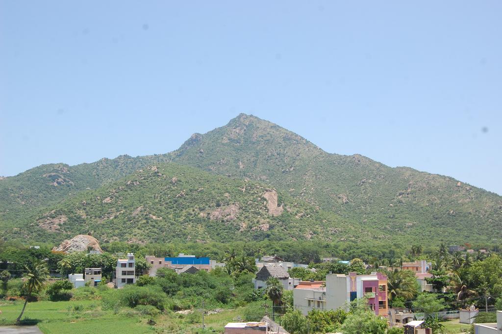 Rainbow Guest House Tiruvannāmalai Exterior foto